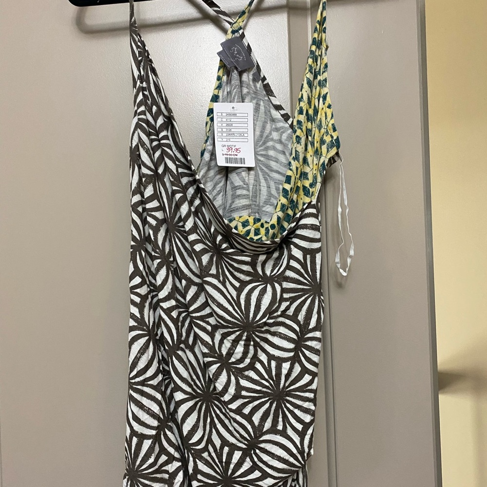 Tank top with tags